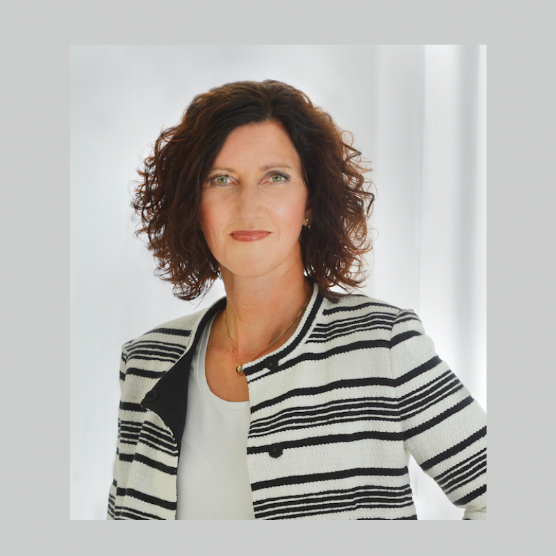 Dr. Anja Ebert-Steinhübel, M.A.